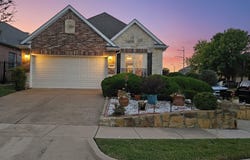 8207 Persimmon Street, Irving, TX 75063