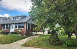 13 Detroit Avenue, Troy, NY 12180