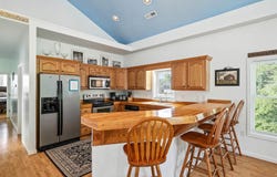 107 VIRGINIA AVE, SHENANDOAH, VA 22849