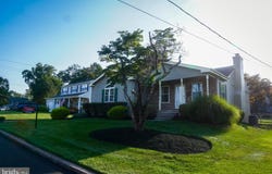 8 MCCARTHY AVENUE, LANGHORNE, PA 19047
