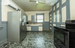 220 W Greene Street, Clarksville, IA 50619