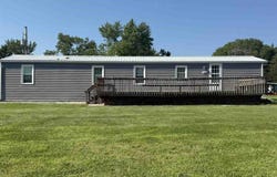 415 Hendricks St, IA 52325