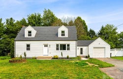 39 Griggs Drive, South Brunswick, NJ 08810