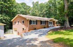 10 Echoview Circle, Lexington, NC 27292
