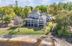 1006 Surf Pointe Dr., North Myrtle Beach, SC 29582