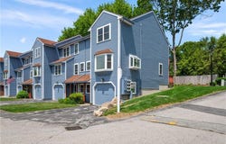200 Heroux Boulevard, Cumberland, RI 02864