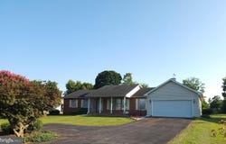 50 MONTMORENCY DR, BUNKER HILL, WV 25413