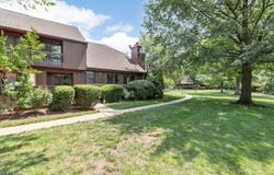39 Kingsberry Dr, Franklin Twp., NJ 08873-4303