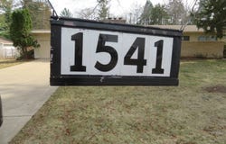 1541 LA CRESTA, FREEPORT, IL 61032