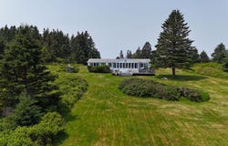 8 Bar Island, Tremont, ME 04674