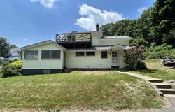 27 Donovan Court, Bristol, CT 06010