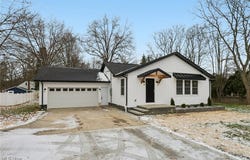 3943 Darrow Road, Stow, OH 44224