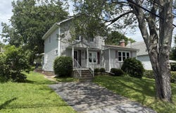 330 Grand Avenue, Clarks Summit, PA 18411