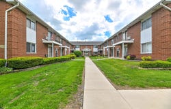 6143 W Howard Ave, Greenfield, WI 53220
