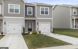 193 HAMPSTEAD Boulevard, FALLING WATERS, WV 25419