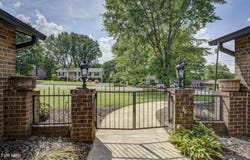 1019 Somerset Drive, Johnson City, TN 37604