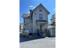 1412 Liberty St, Franklin, PA 16323