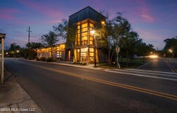 443/441 Main Street, Bay Saint Louis, MS 39520