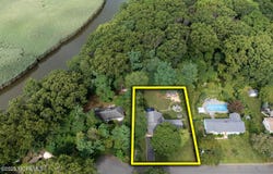 45 Parkway Place, Red Bank, NJ 07701