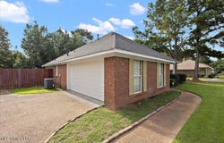 918 Eagles Nest Drive, Byram, MS 39272