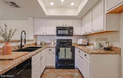 5757 W EUGIE Avenue, Glendale, AZ 85304