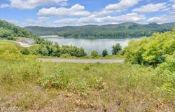 Lot 31 Windward Blvd, New Tazewell, TN 37825