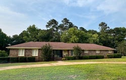 1682 Heritage Drive, Manning, SC 29102