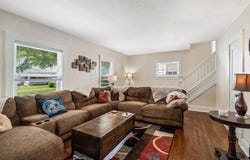 2927 Hoagland Avenue, Fort Wayne, IN 46807-1432