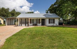 920 Haley Ave, Rockdale, TX 76567