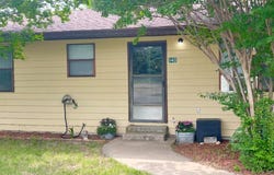 140 S Comanche Drive, De Leon, TX 76444