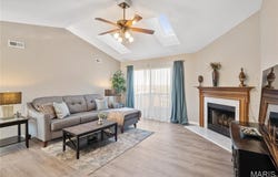 130 Country Trace Court, St Peters, MO 63304