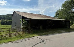 9175 Ripperdan Valley Rd SW, Mauckport, IN 47142