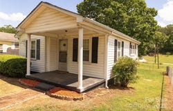 215 Short Street, Blacksburg, SC 29702