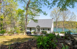 1274 Mooring Line Drive, Seneca, SC 29672