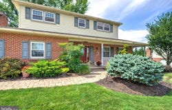 1920 ANDOVER Drive, DOVER, PA 17315
