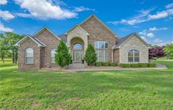 2601 Bugscuffle  RD, Lavaca, AR 72941