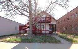 108 S Douglas St, Glendive, MT 59330