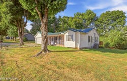 500 Monroe St, Madisonville, TN 37354