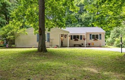 28 Crossfield Road, Perinton, NY 14450