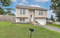 5 Craigie Avenue, Johnston, RI 02919