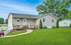 906 Maple Street, Marceline, MO 64658