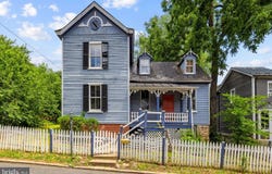 25 N 6TH ST, WARRENTON, VA 20186