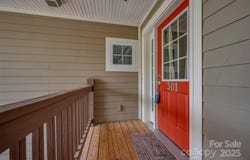 20 Foxden Drive, Fletcher, NC 28732