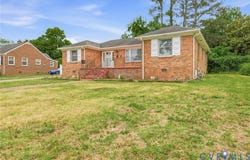 525 James Avenue, Colonial Heights, VA 23834