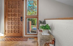 6 ADAMS Ct, LakeOswego, OR 97035