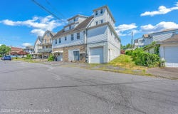 343 Smith Street, Dunmore, PA 18512