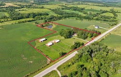 122 G76 Highway, Lacona, IA 50139