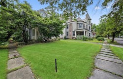 13 Garfield Place, Poughkeepsie, NY 12601