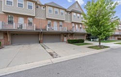 56643 Sunset Drive, Shelby Twp, MI 48316