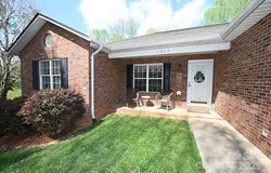 1353 33rd Avenue Drive NE, Hickory, NC 28601